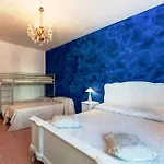 Luna Bed & Breakfast